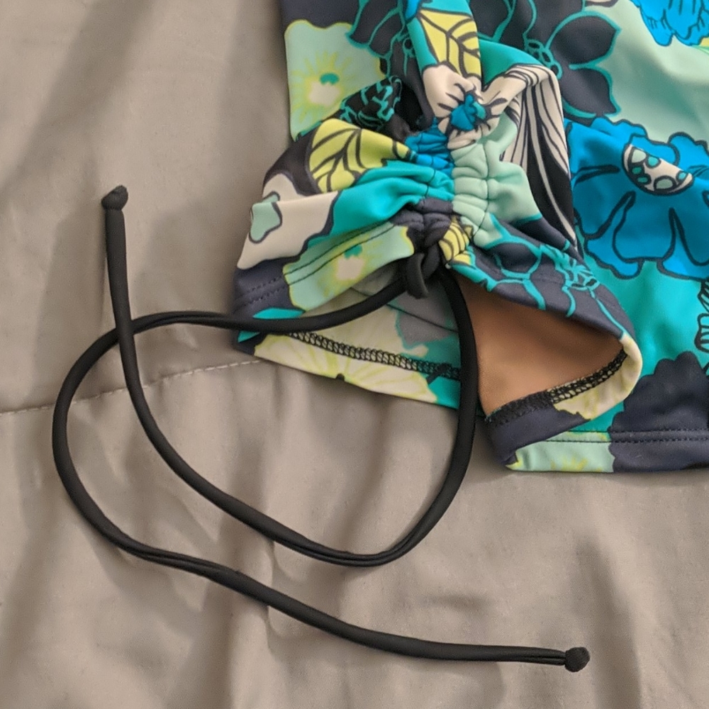 Tankini Top - Picture 2 of 7